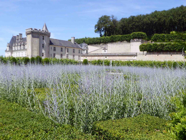 Le château vu des jardins - Villandry