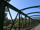 Le pont sur la Creuse, au fond le château de Romefort.