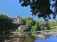 Le château de Romefort et l'ancien moulin seigneurial.