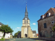 l'église au milieu du village