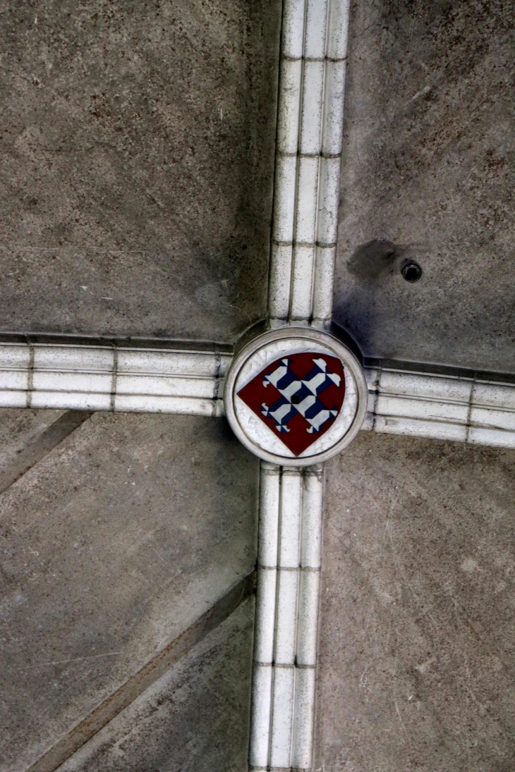 L'Abbaye Notre Dame : clef de voûte de l'abbatiale. - Fontgombault