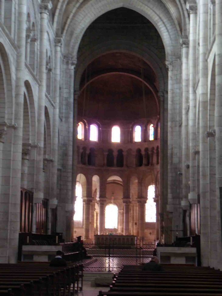 L'église abbatiale - Fontgombault