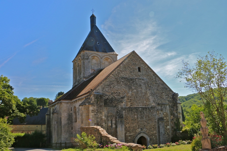 Eglise Saint Laurent et Notre Dame construite au XIe siècle. - Gargilesse-Dampierre