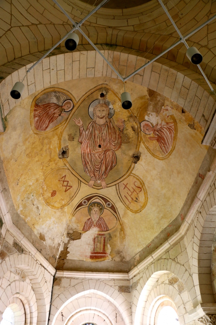 La voûte du choeur est peinte : église Saint Laurent et Notre Dame. - Gargilesse-Dampierre