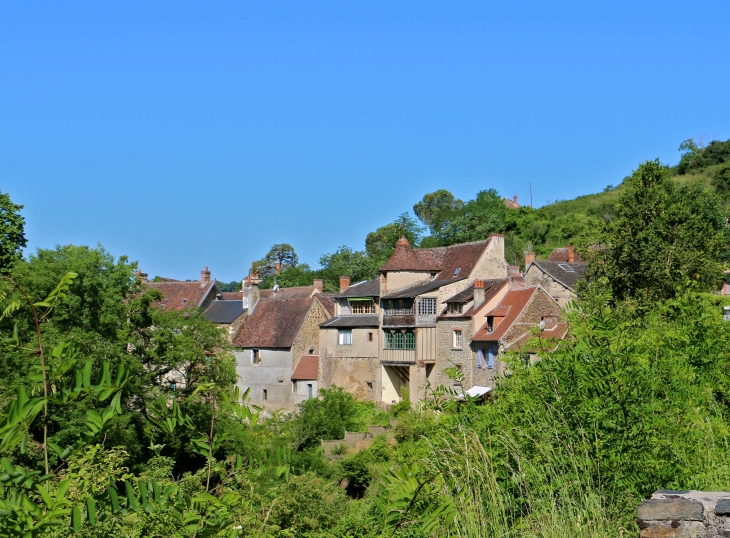 Vue sur le village. - Gargilesse-Dampierre