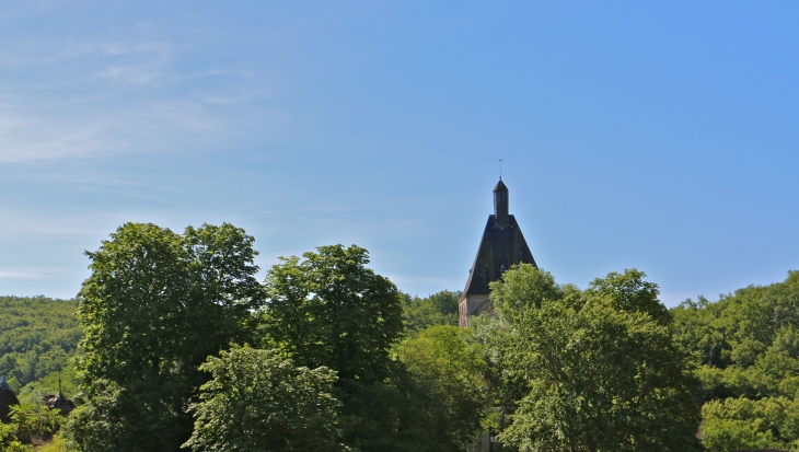 Vue sur le clocher. - Gargilesse-Dampierre