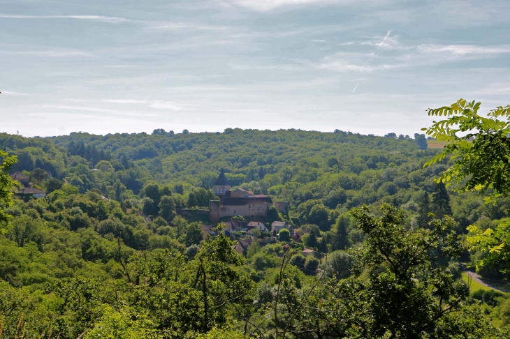 Vue sur le village. - Gargilesse-Dampierre