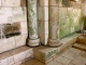 Frise sculptée des colonnes de la nef : église Saint Laurent et Notre Dame.