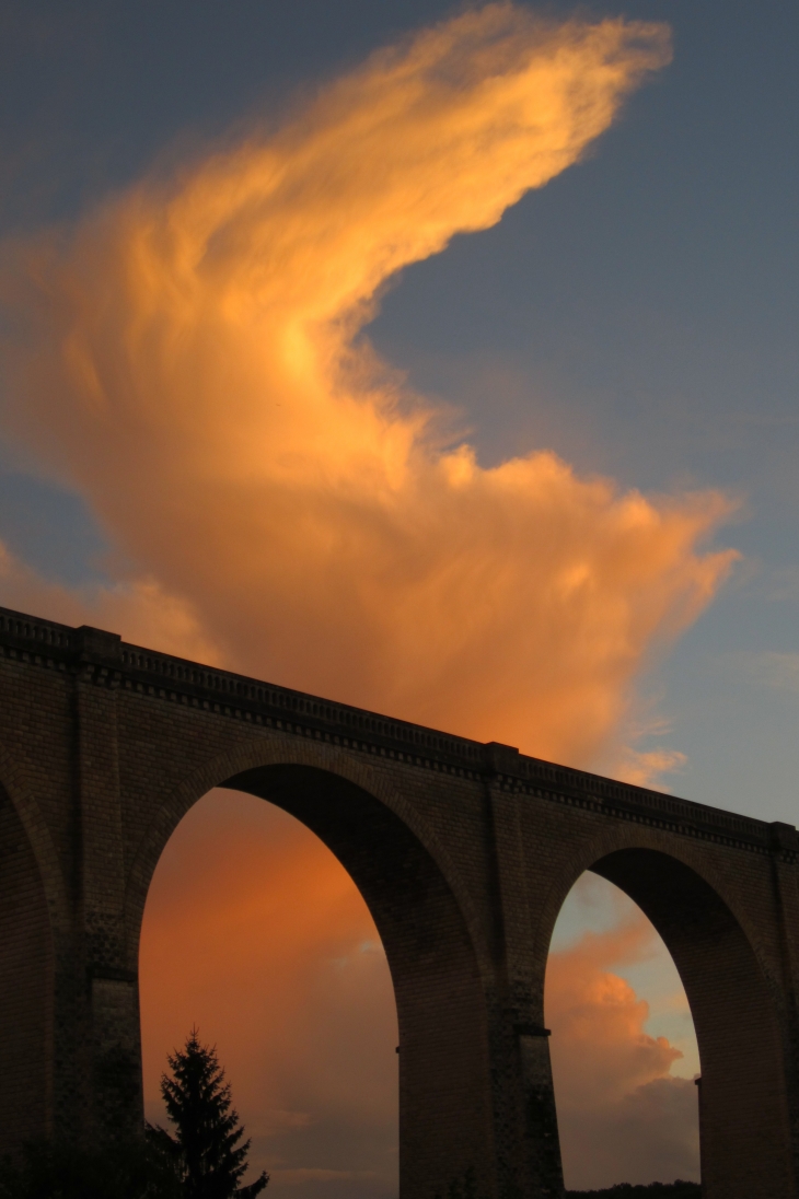 Le viaduc du BLANC (Indre). - Le Blanc