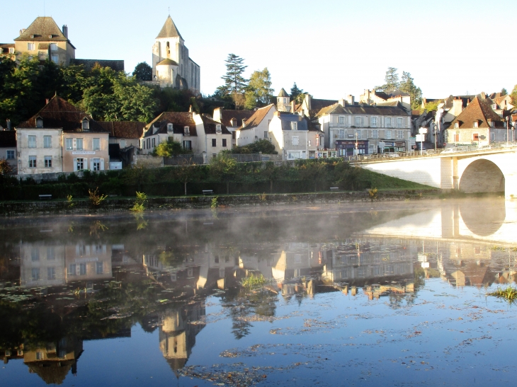 Bords de Creuse, au BLANC (Indre). - Le Blanc