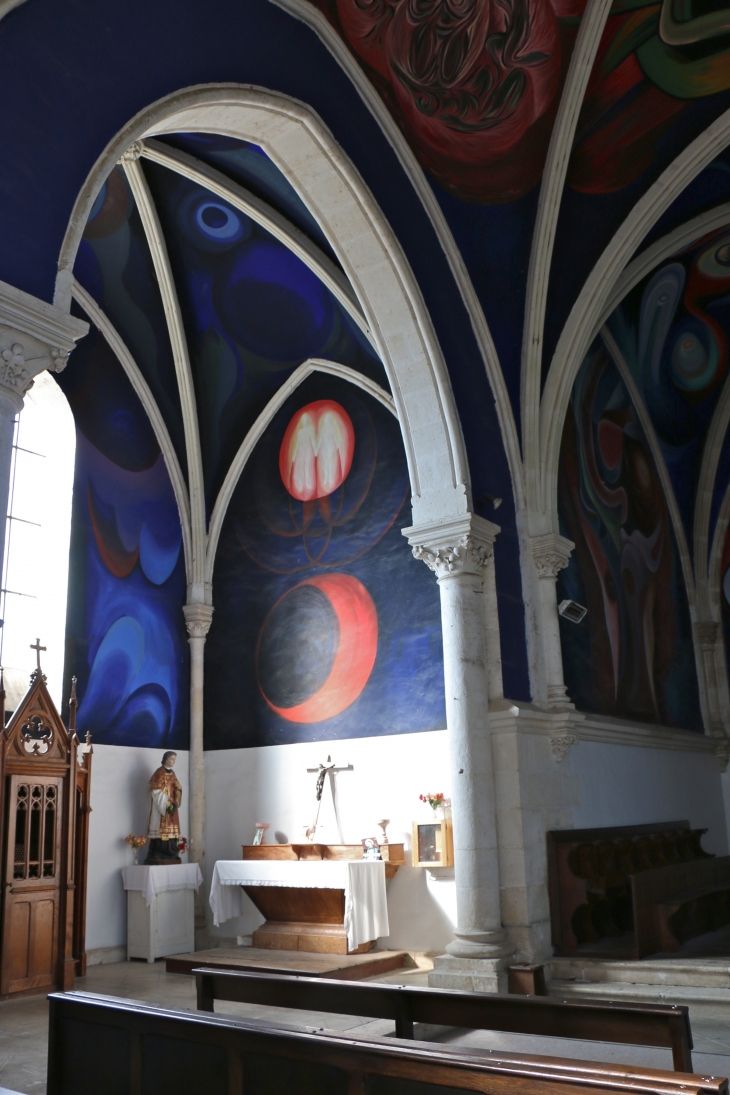 Chapelle de gauche de l'église Notre Dame. - Le Menoux