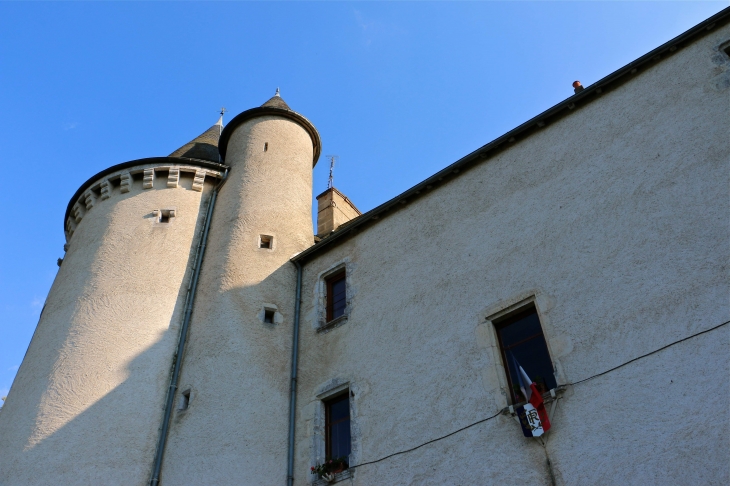 Le château du petit Broutet. - Le Pont-Chrétien-Chabenet