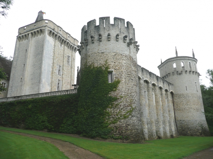 Chateau de Chateau Guillaume - Lignac