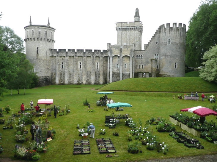 Chateau de Chateau Guillaume - Lignac