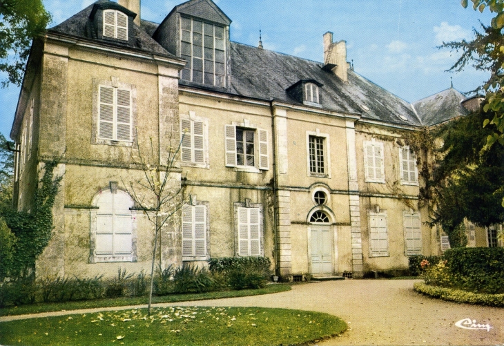 NOHANT - Le Château de Georges Sand - La Façade (carte postale de 1980) - Nohant-Vic