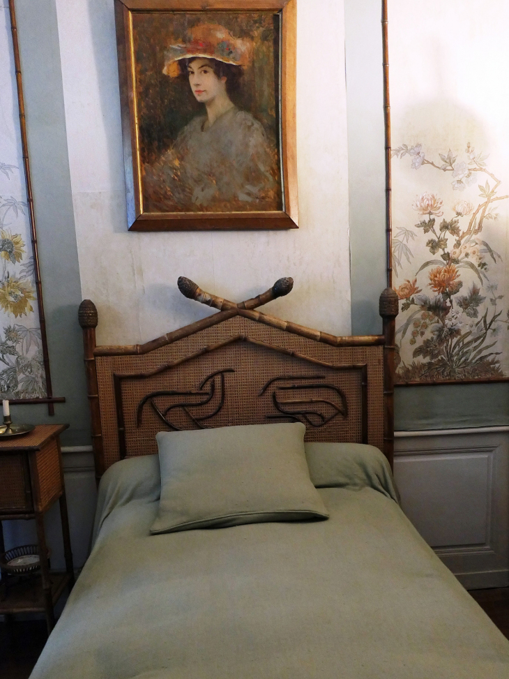  la maison de George Sand : la chambre japonaise de sa petite fille Gabrielle - Nohant-Vic