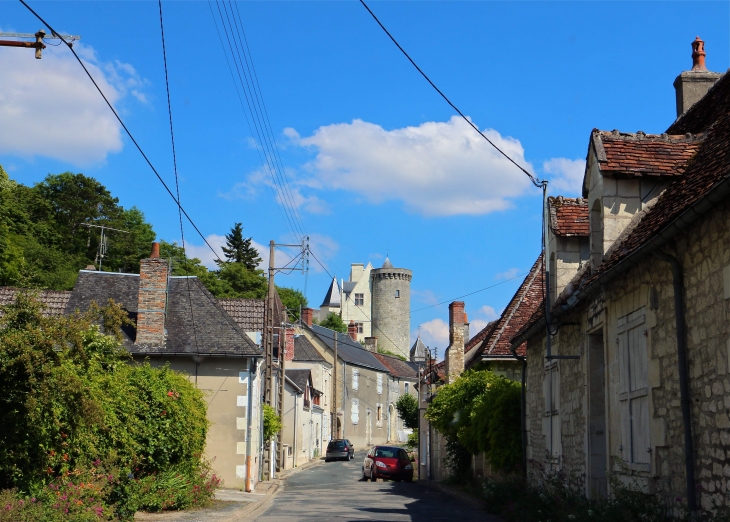 Une rue du village. - Palluau-sur-Indre