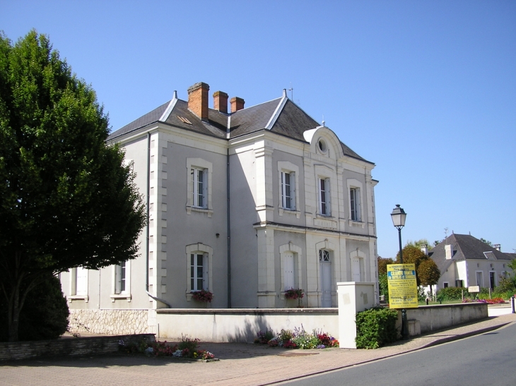 Hôtel de ville de Poulaines