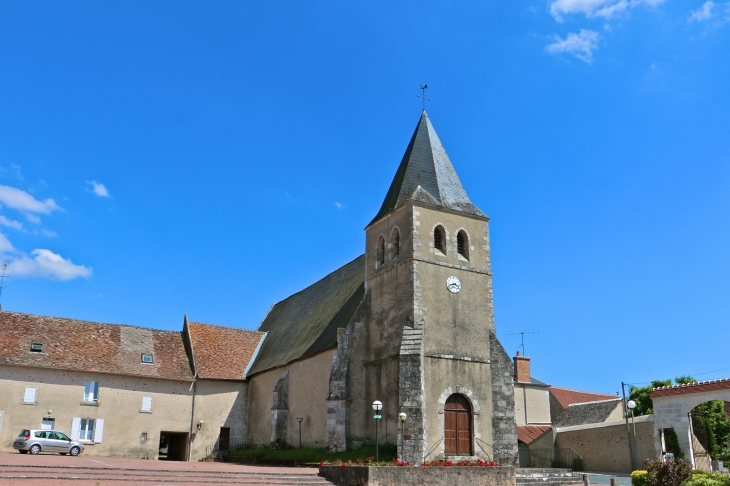 L'église Saint André, construite au XVe siècle. - Rosnay