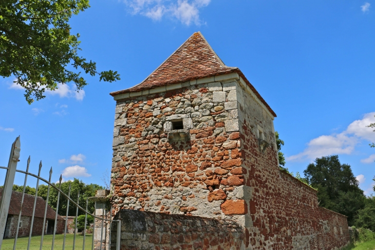 Le hameau du Bouchet. - Rosnay