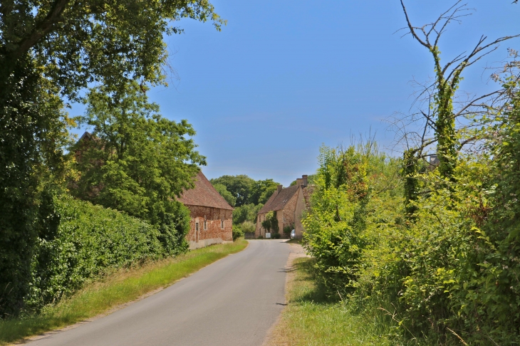 Le hameau du Bouchet. - Rosnay