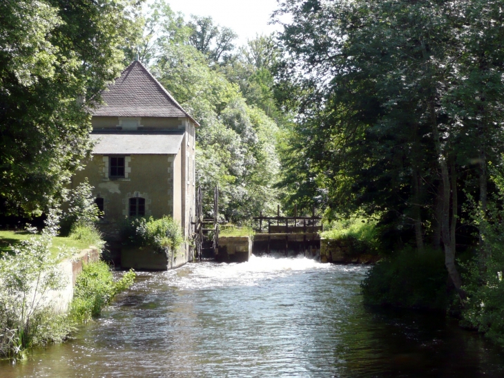 Ancien molin sur la Creuse - Ruffec