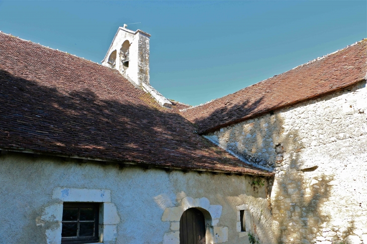 Le clocher de l'église Saint Aignan. - Saint-Aigny