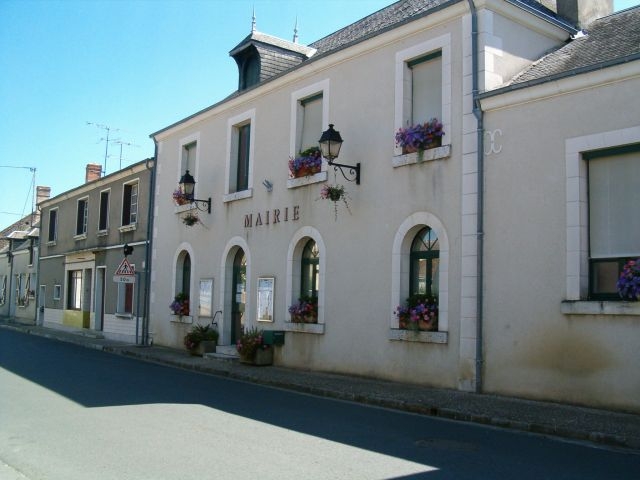 Mairie Saint-Christophe-en-Bazelle