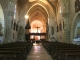 Eglise Saint Marcel : vue d'ensemble de l'église : c'est une simple nef sans collatéraux. On aperçoit au fond le jubé de bois et la poutre de gloire.