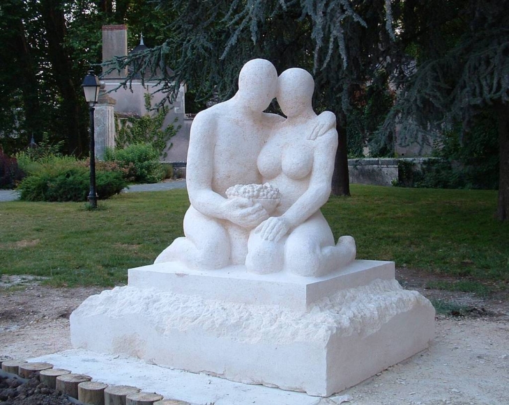 Statue du 10e anniversaire du jumelage avec Monbercelli - Villedieu-sur-Indre