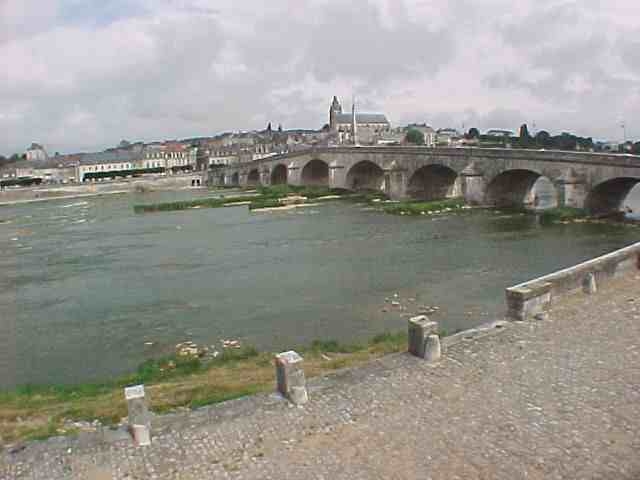  - Blois