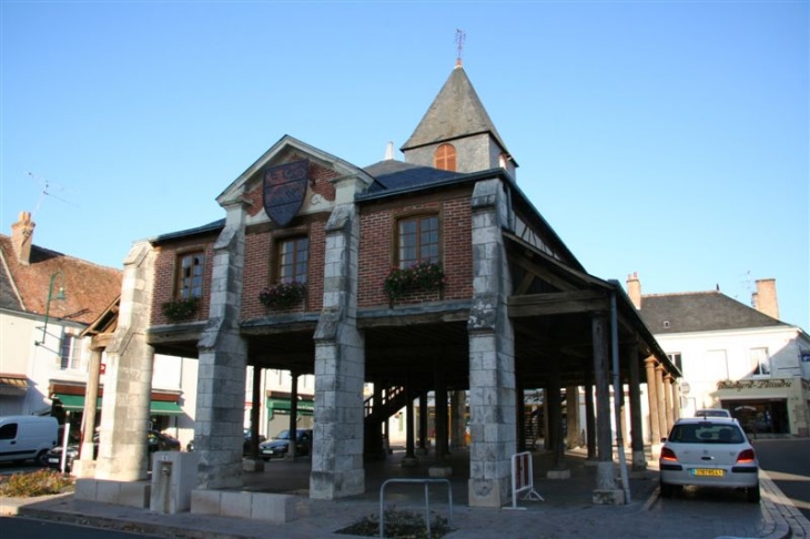 Les halles de Bracieux