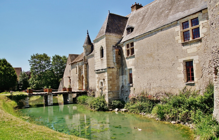 Le Château - Chémery