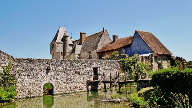 Le Château - Chémery