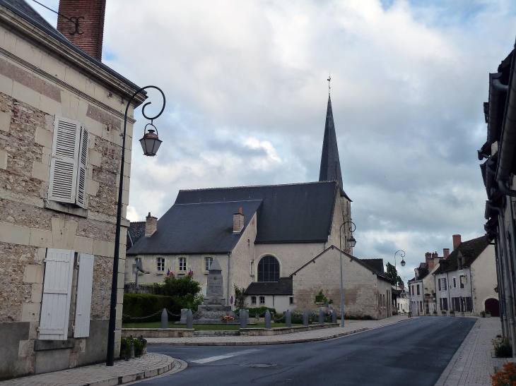 Dans le village - Cheverny