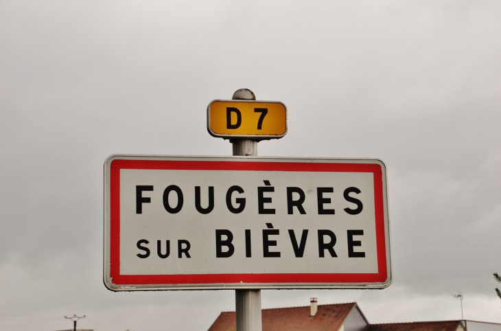  - Fougères-sur-Bièvre