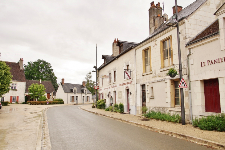 La Commune - Fougères-sur-Bièvre