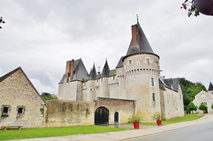 Le Château - Fougères-sur-Bièvre