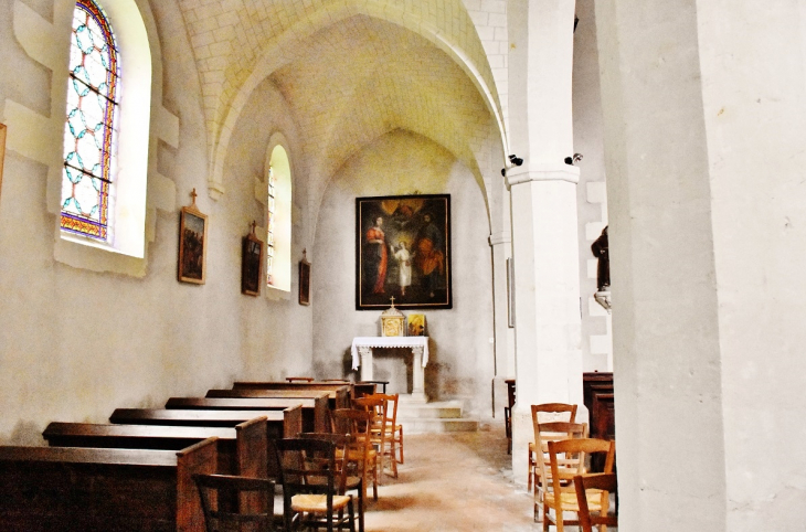  éééglise saint-Eloi - Fougères-sur-Bièvre