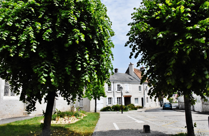 La Commune - Huisseau-sur-Cosson