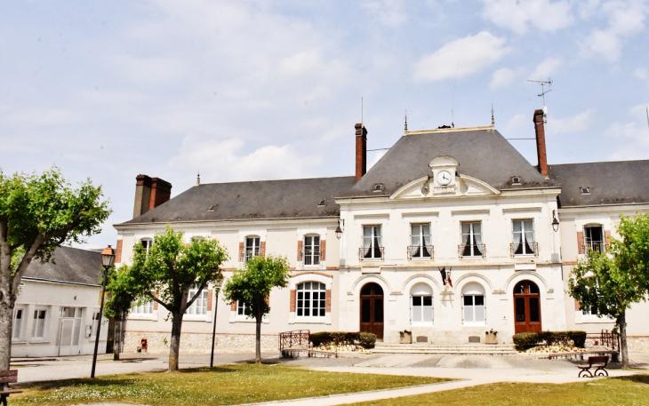 La Mairie - Huisseau-sur-Cosson