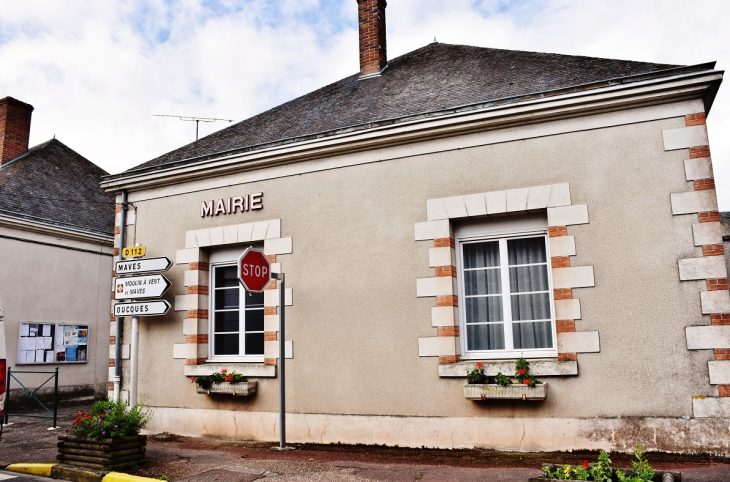 La Mairie - La Chapelle-Saint-Martin-en-Plaine