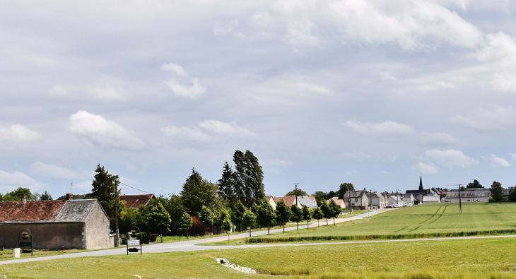 La Commune - La Chapelle-Vendômoise