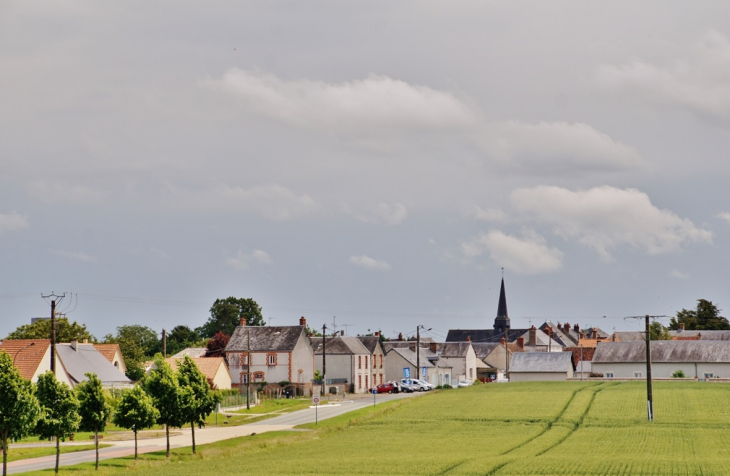 La Commune - La Chapelle-Vendômoise