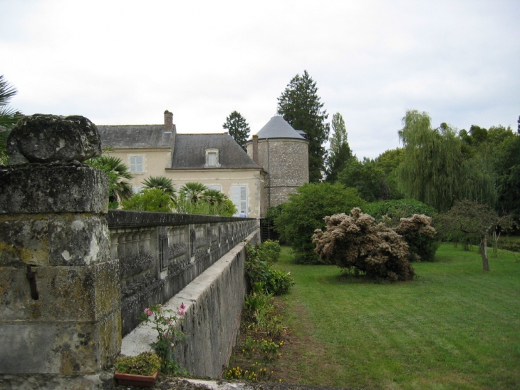 Château de Monteaux 