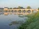 Au 12ème siècle, alors que Hugues était seigneur de MONTRICHARD, sous la protection du roi d'Angleterre Henri II PLANTAGENET, la décision fut prise de jeter un pont sur le Cher.  Face au donjon, à l'ancien gué. On lui donna onze arches . Les arches pouvai