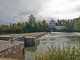  Barrage à aiguilles sur la rivière 