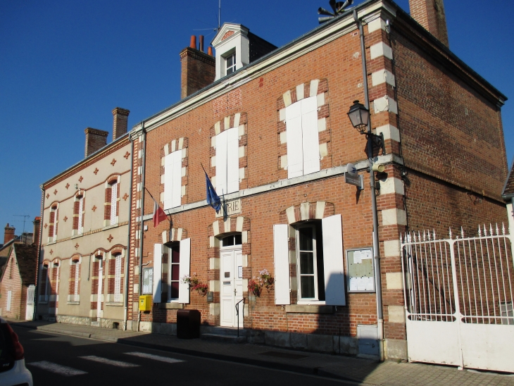 Mairie - Saint-Viâtre