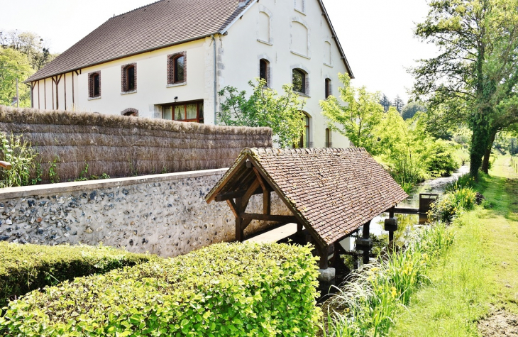 Le Lavoir - Cernoy-en-Berry