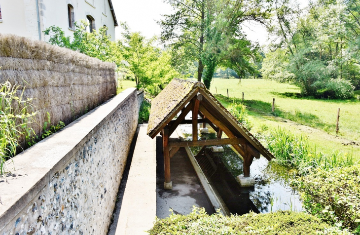 Le Lavoir - Cernoy-en-Berry